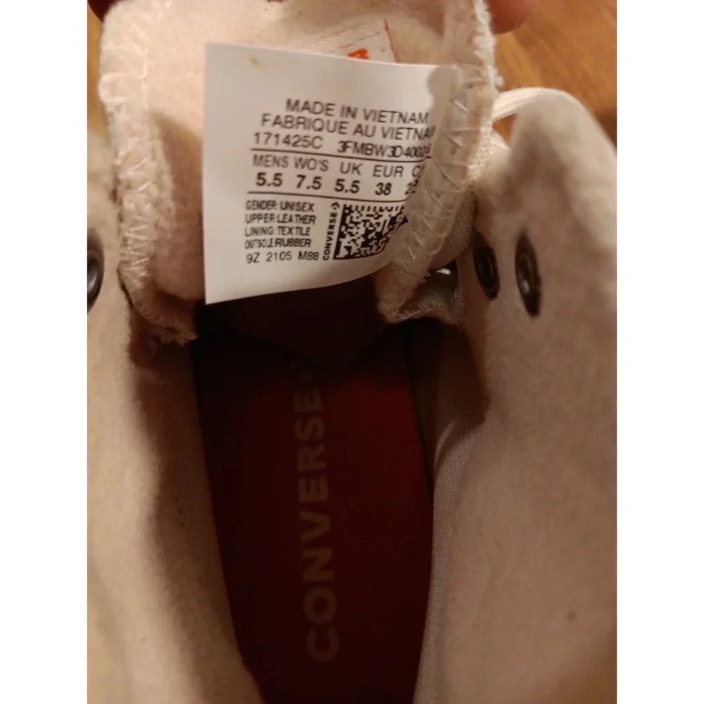 CONVERSE Star Chuck Taylor Lugged 2.0 Counter Climate Boots Men 5.5 W 7.5 White